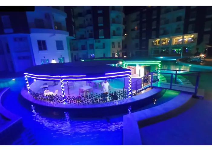 Relax, Pool View, 1-bedroom With Balcony Appartement